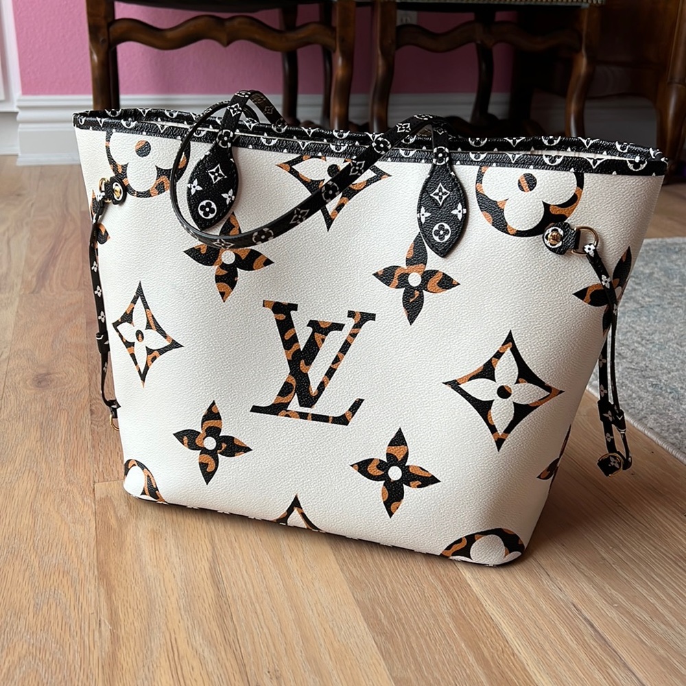Never carried just sat in my closet so selling …